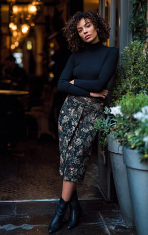 Winter Date Night Outfits with Skirts That Feel Warm, Stylish, and Romantic