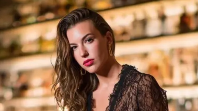 10 Date Night Outfits with Leggings: Chic looks that feel effortless 2026