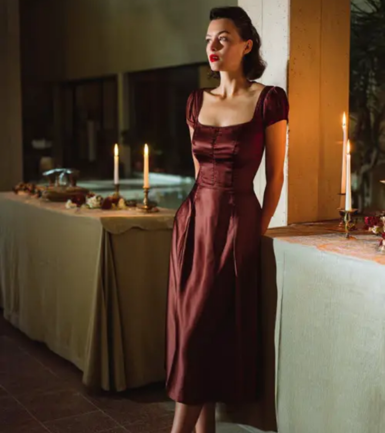 15 Summer Cocktail Wedding Guest Dresses for Women That’ll Survive Rides – Elegant & Comfortable Styles Over 50