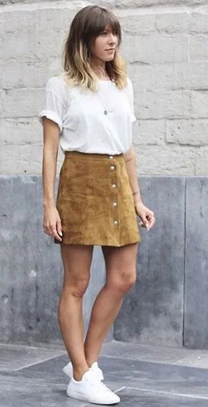 How to Wear a Brown Suede Skirt Outfit Ideas for Every Style 2026