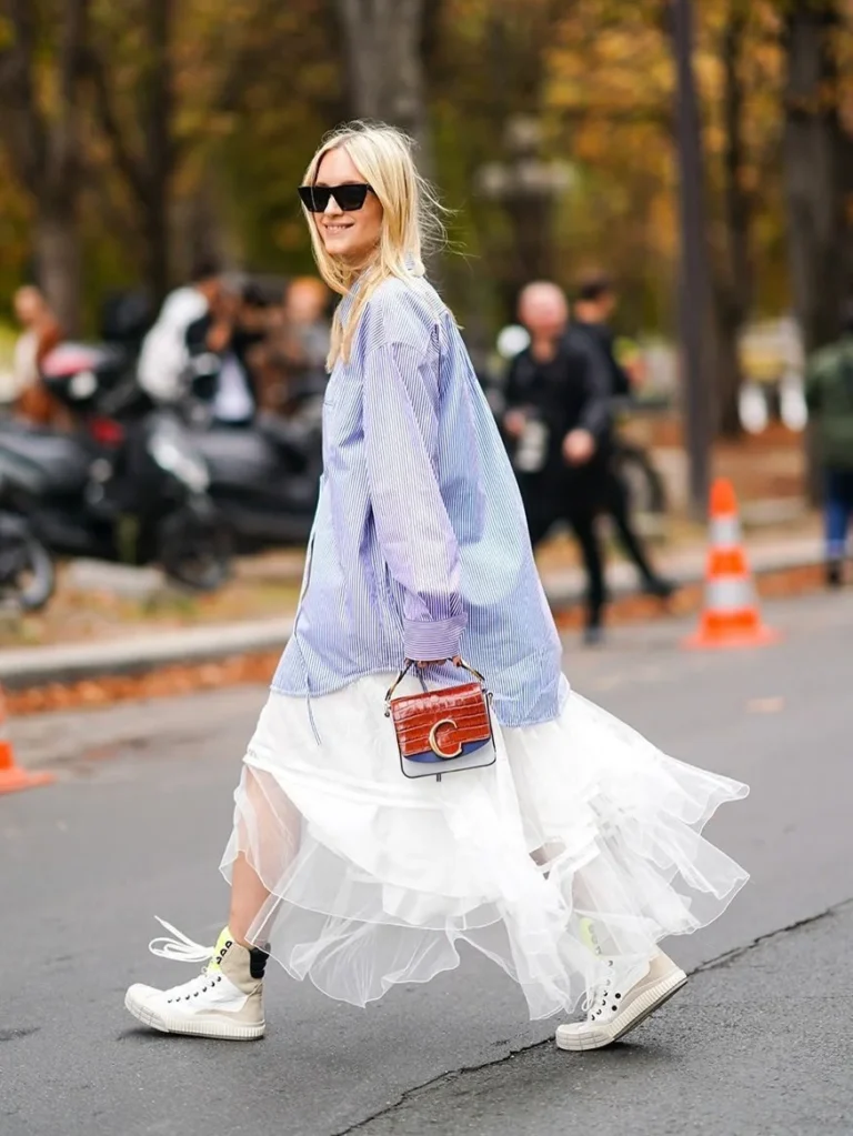 Cute Fall Skirt and Sneakers Outfits, Stylish Ways to Wear Skirts With Sneakers 2026